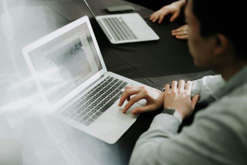 Aménagement de bureaux et locaux professionnels